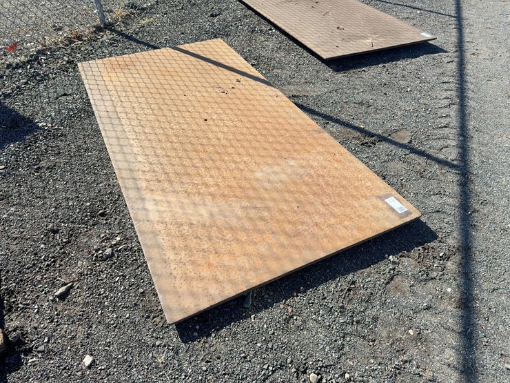 96"-x-48"-steel-road-plate-image-4