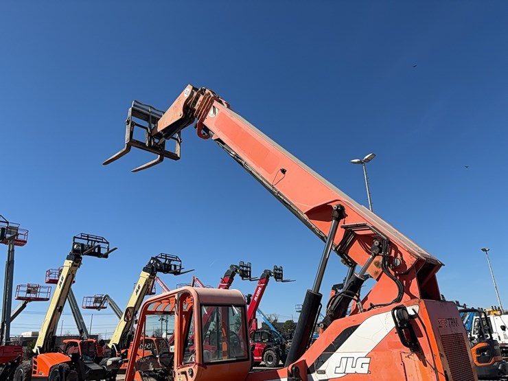 sky-trak-10054-image-6