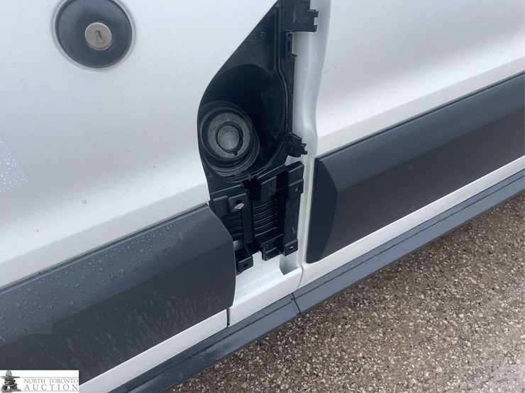 2018-ford-transit-image-27