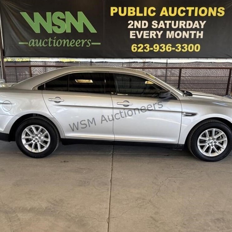 2013 Ford Taurus SDN