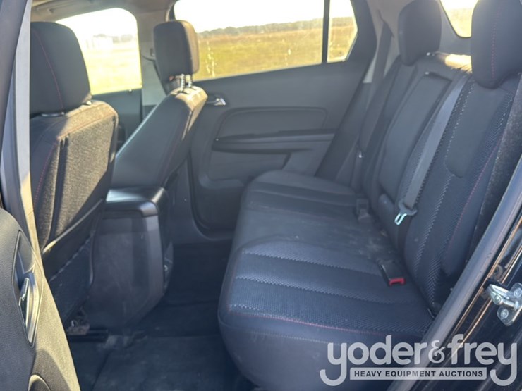 2012-gmc-terrain-image-16