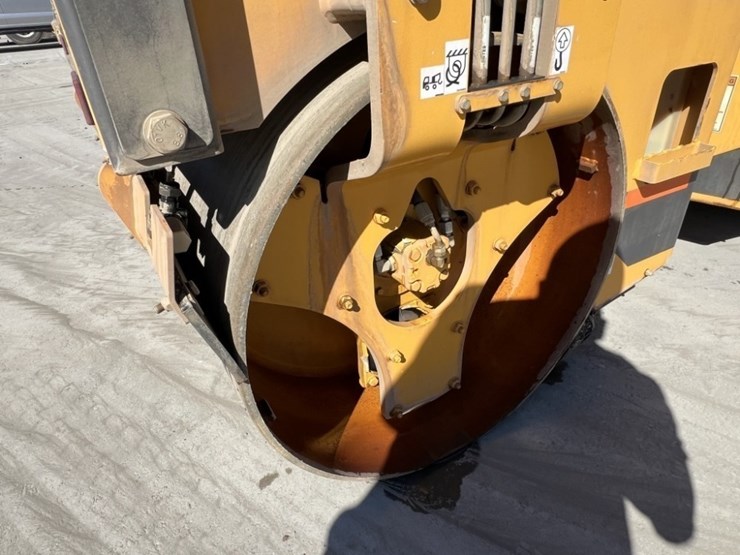 2023-volvo-dd30b-image-16