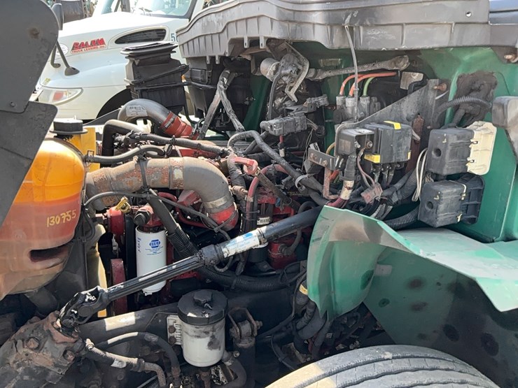 2016-international-durastar-4300-image-18