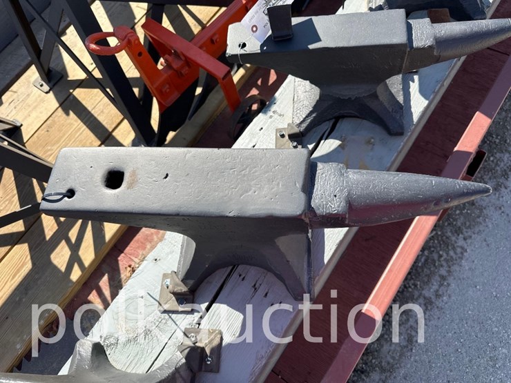 1729---25.5"-x-4.5"-anvil---from-the-harlan-beer-estate-image-3