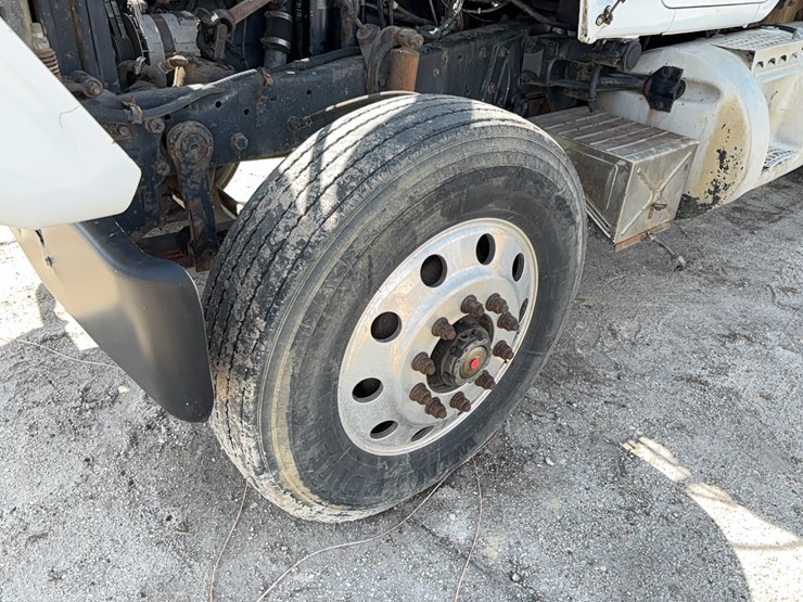 mack-rd688s-image-22