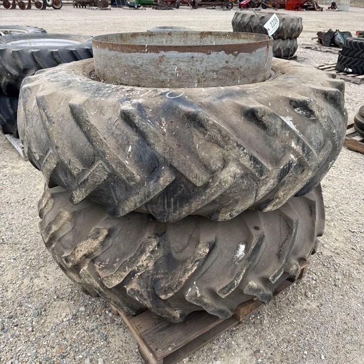 2228 - (2) 18.4-34 T-RAIL DUALS - FROM THE LARRY POLK ESTATE