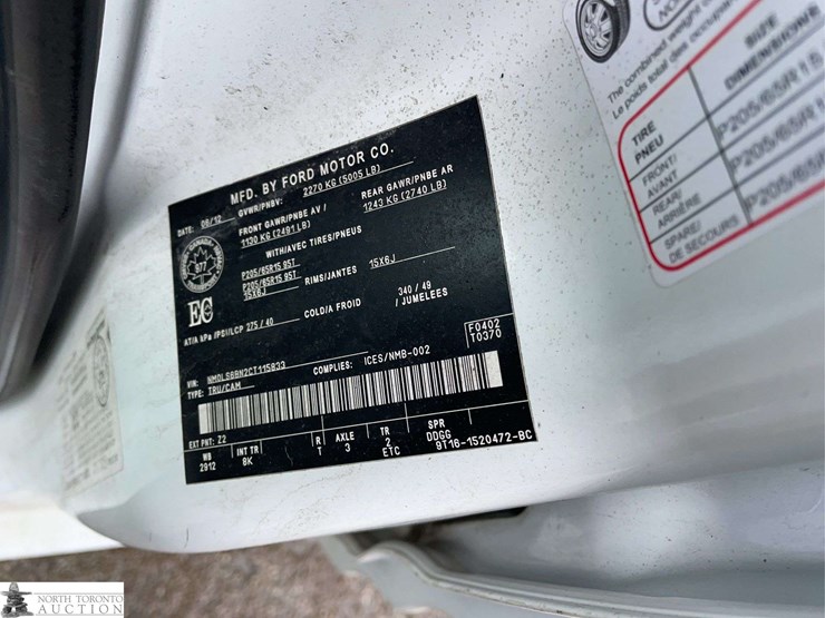 2012-ford-transit-connect-image-10