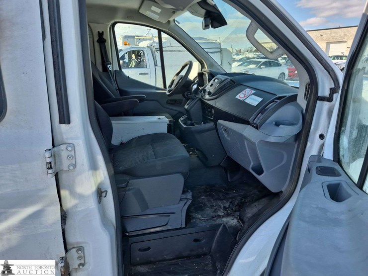 2018-ford-transit-image-29