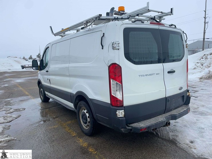 2016-ford-transit-image-3