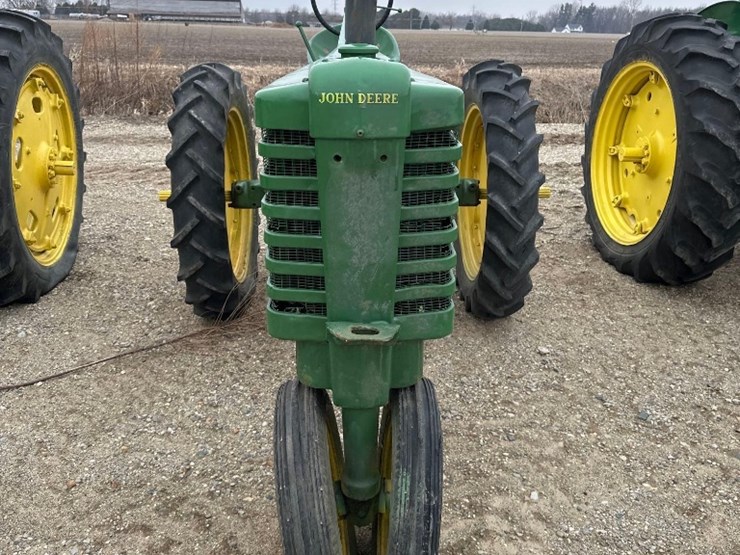 john-deere-h-image-2