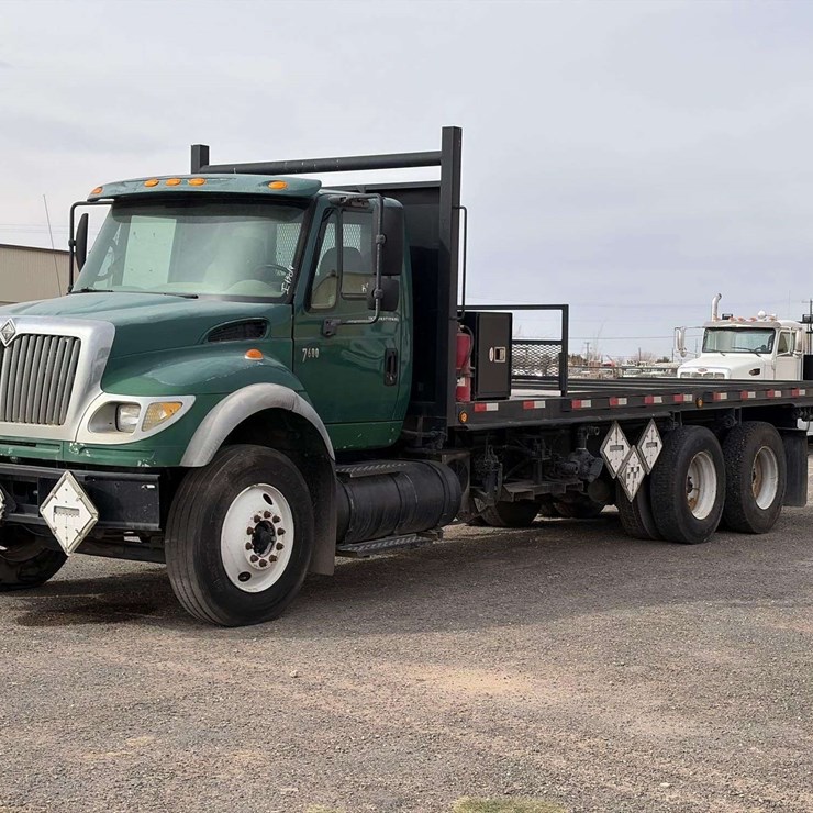 2006 INTERNATIONAL 7600