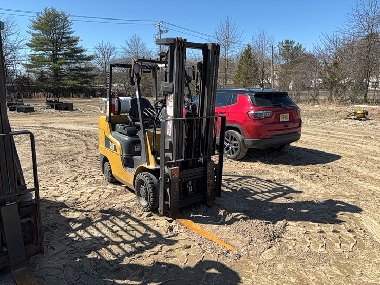 2021-caterpillar-2c6000-image-2