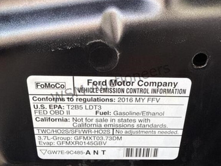 2016-ford-explorer-image-14