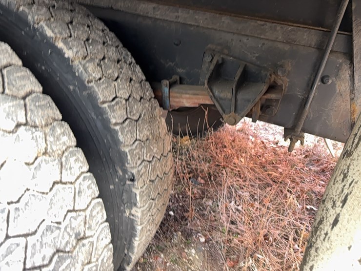 2016-international-durastar-4300-image-5