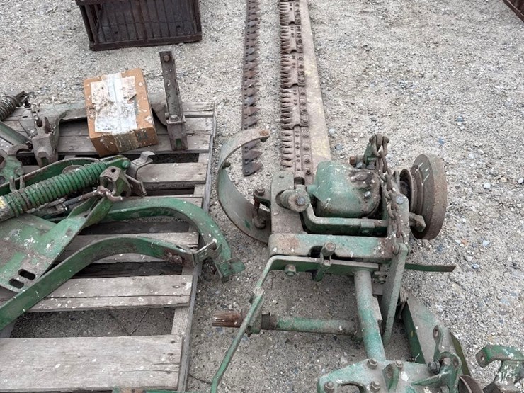 2227---john-deere-sickle-bar-mower---9'---from-the-larry-polk-estate-image-6