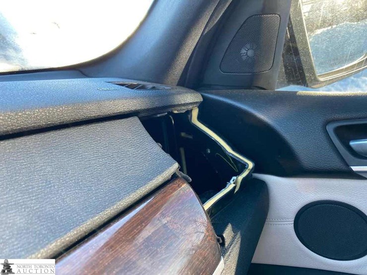 2011-bmw-x5-image-10