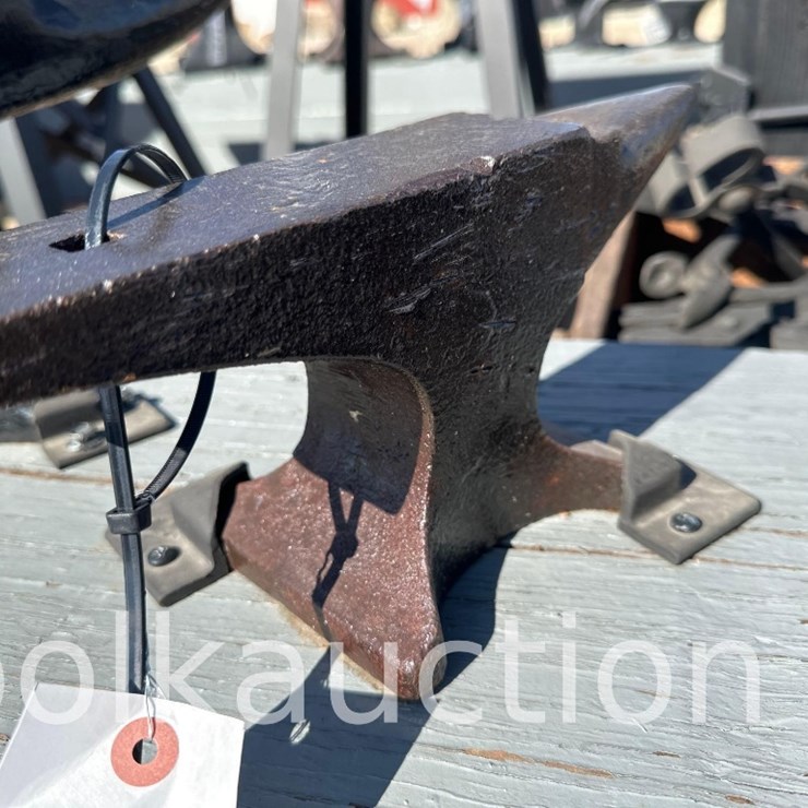 1719 - 11.75" x 2.25" ANVIL - FROM THE HARLAN BEER ESTATE