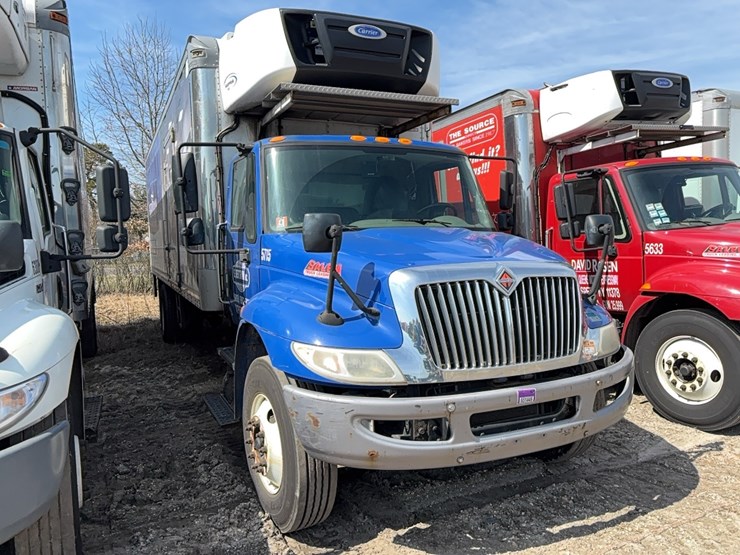 2017-international-durastar-4300-image-2