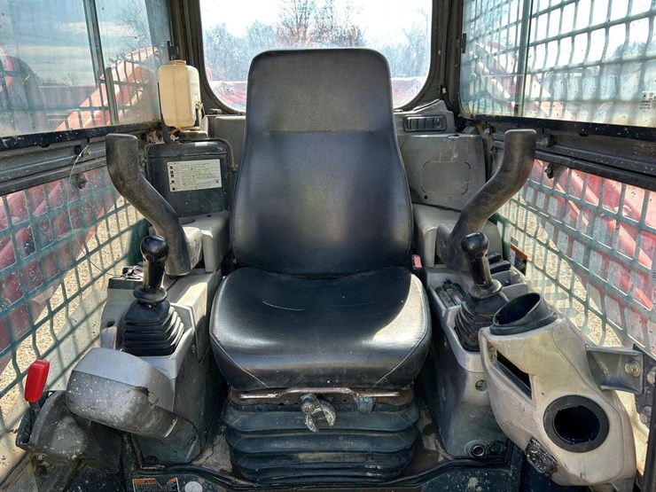 2016-kubota-svl75-2-image-19