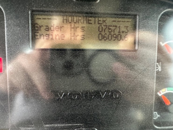 2007-volvo-g720b-image-11