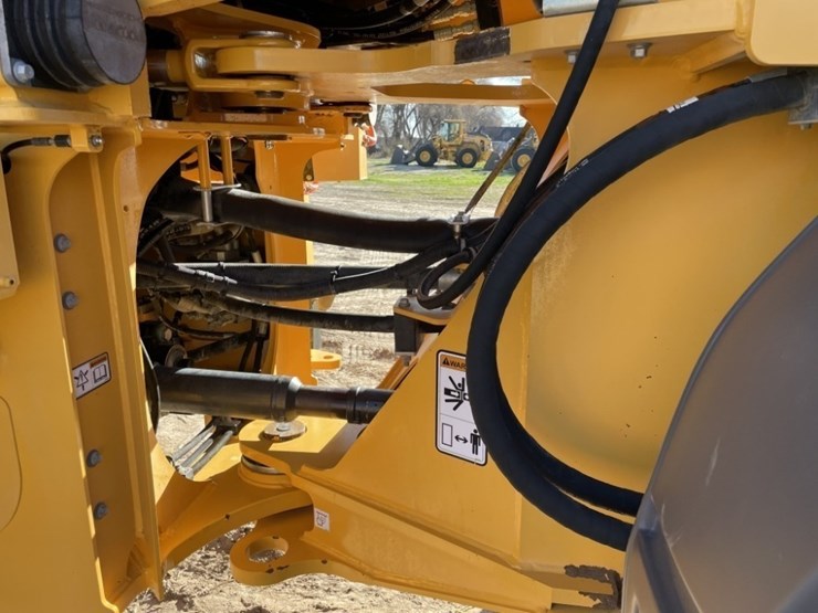 2023-volvo-l70h-image-23