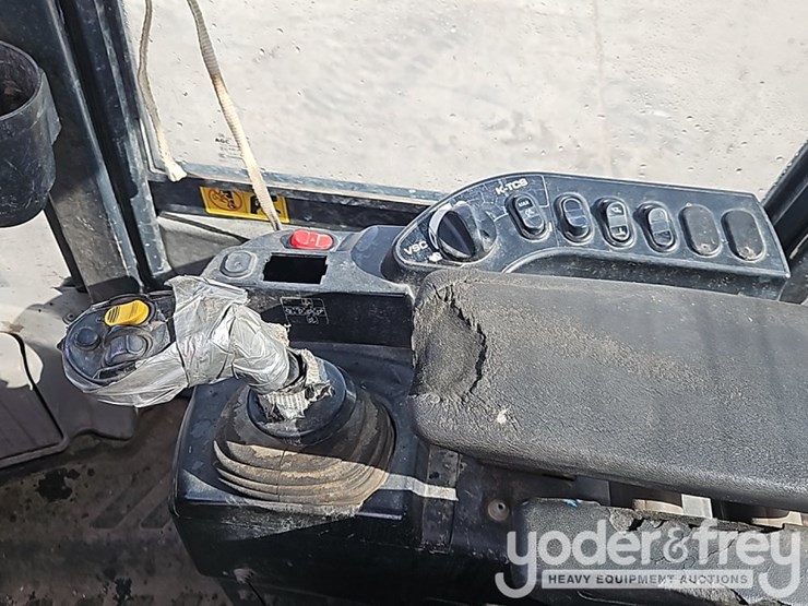 2014-komatsu-wa270-7-image-25