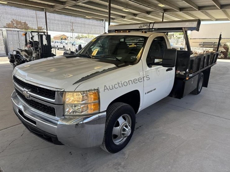 2008-chevrolet-silverado-3500hd-image-4