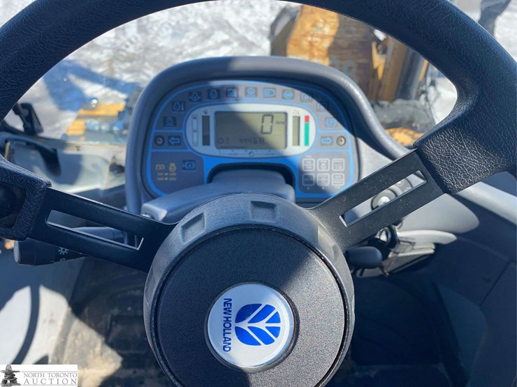 2013-new-holland-tv6070-image-8