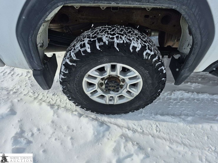 2020-gmc-sierra-2500hd-image-25