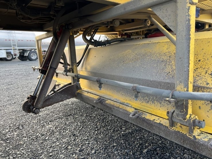 2015-superior-broom-dt80j-image-13