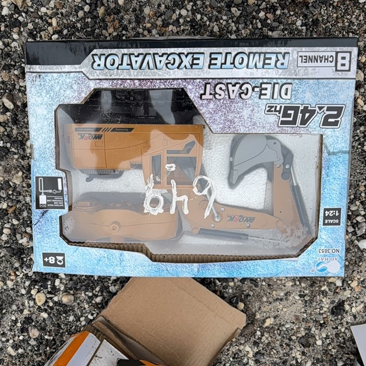 NEW SKLP EXCAVATOR NEW SUPPORT EQUIPMENT