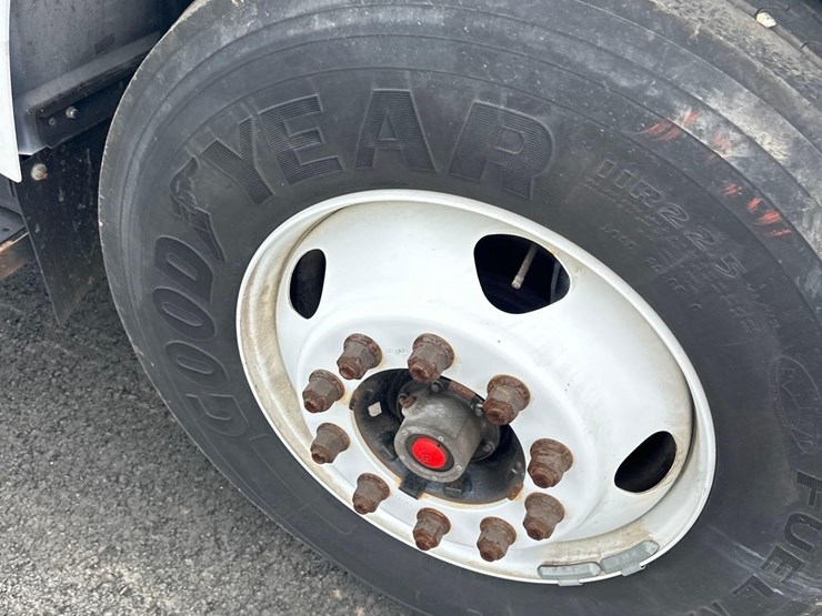 2022-morgan-26-ft-image-21