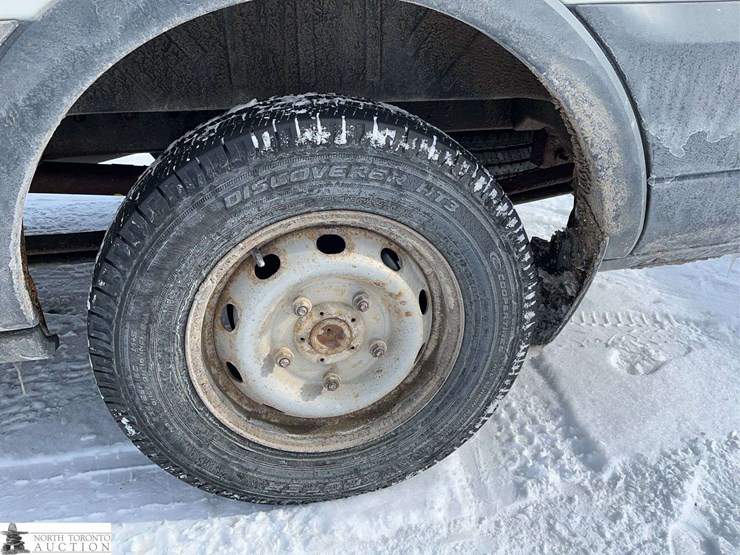 2016-ford-transit-image-21