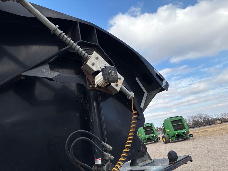 2015-smithco-side-dump-image-7