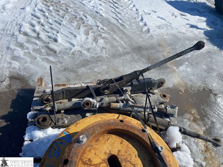 2013-new-holland-tv6070-image-44