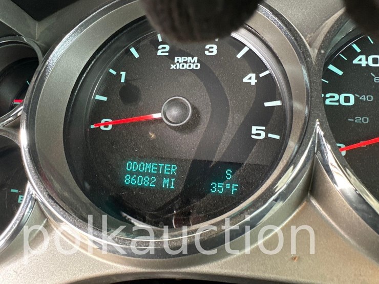 2012-chevrolet-3500hd-image-6