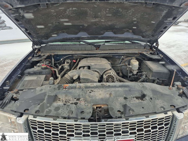 2011-gmc-sierra-1500-image-9