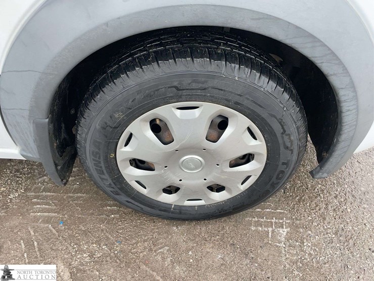 2012-ford-transit-connect-image-25