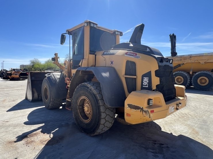 2022-volvo-l90h-image-3