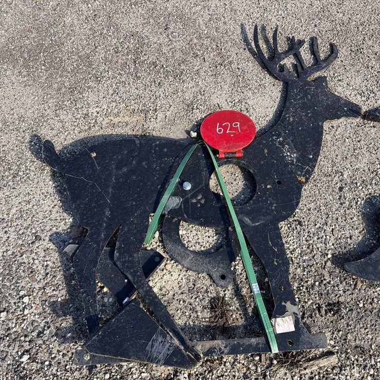 NEW SKLP SK-ST550L DEER SHAPED SHOOTING TARGET NEW SUPPORT EQUIPMENT