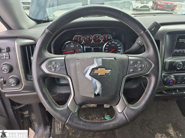 2017-chevrolet-silverado-1500-image-29