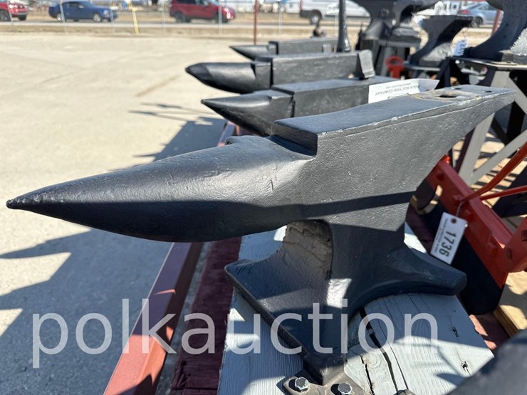 1725---27.5"-x-3.5"-anvil---from-the-harlan-beer-estate-image-3