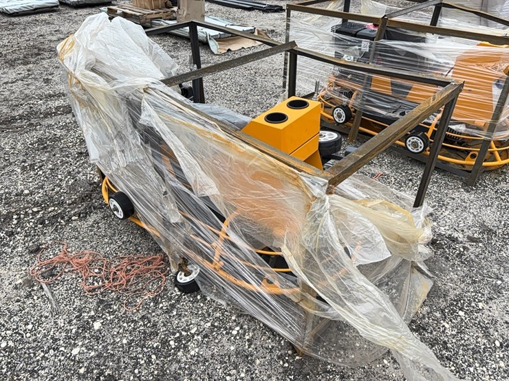 new-mms-ms80r-ride-on-power-trowel-new-support-equipment-image-2