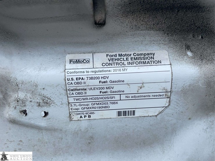 2016-ford-transit-image-13