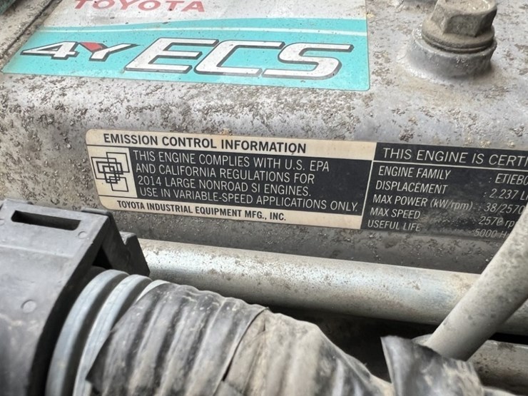 2014-toyota-8fgu25-image-21