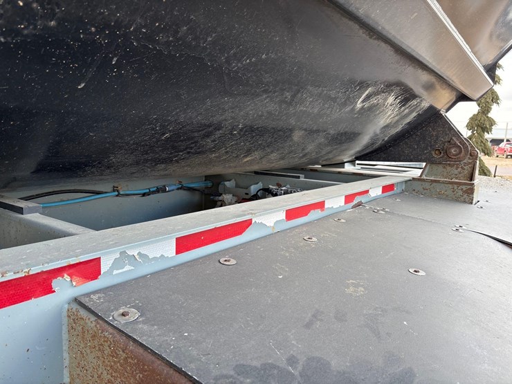 2015-smithco-side-dump-image-52