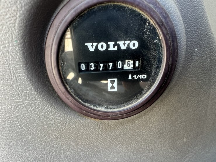 2019-volvo-ec380el-image-47