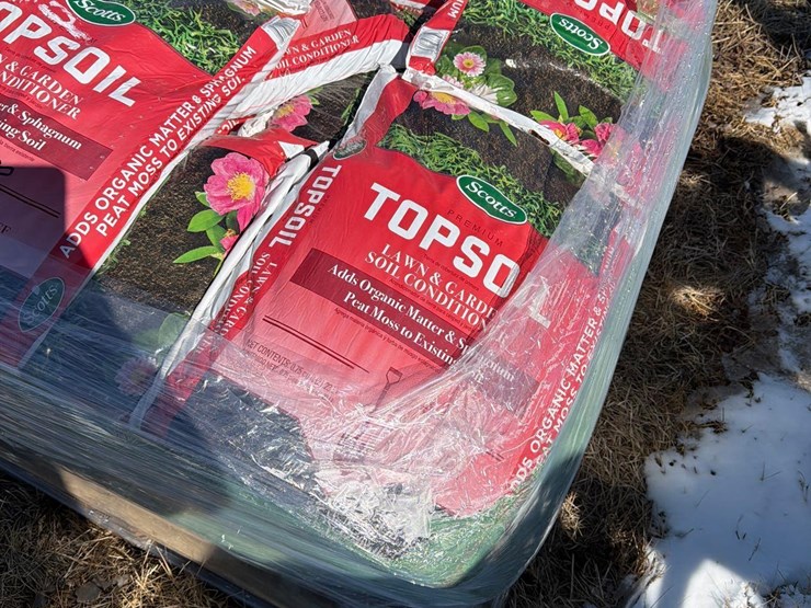 pallet-of-top-soil-image-3