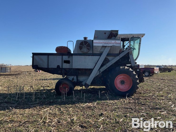 1975-gleaner-l-image-4