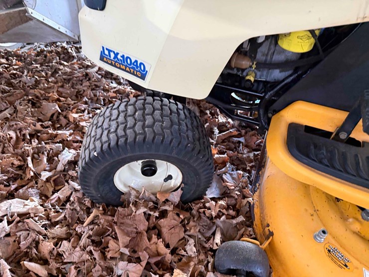 cub-cadet-ltx1040-image-8